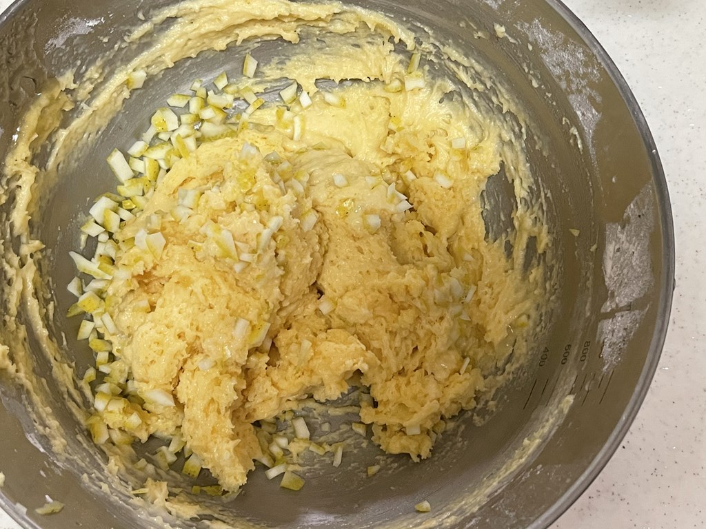 2021年1月放送のNHK『プロフェッショナル　仕事の流儀』で紹介されていたタサン志麻さんのレモンケーキ。
レシピや作って食べた感想を紹介しています。
パサパサしてしまうので、気になる人はパウンドケーキ専用粉がオススメです。