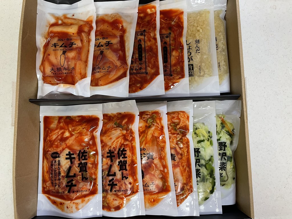 佐賀県小城市　ふるさと納税　スタンドパックキムチ＆浅漬けセット（6種類×2袋）　おとく